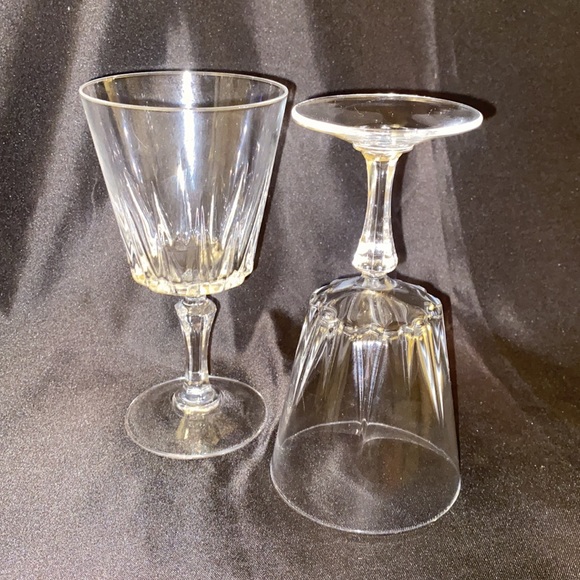 VTG Versailles by Cristal D'Arques Goblet Pair - Picture 3 of 9